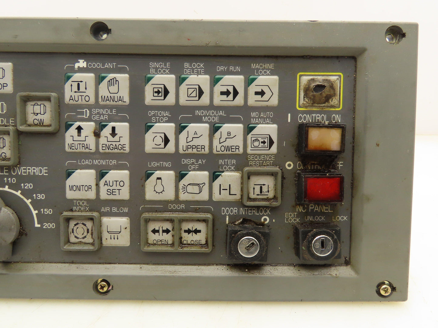 Okuma 7000L-S CE OSP Machine Operator Control Panel w/Pulse Handwheel CNC Lathe