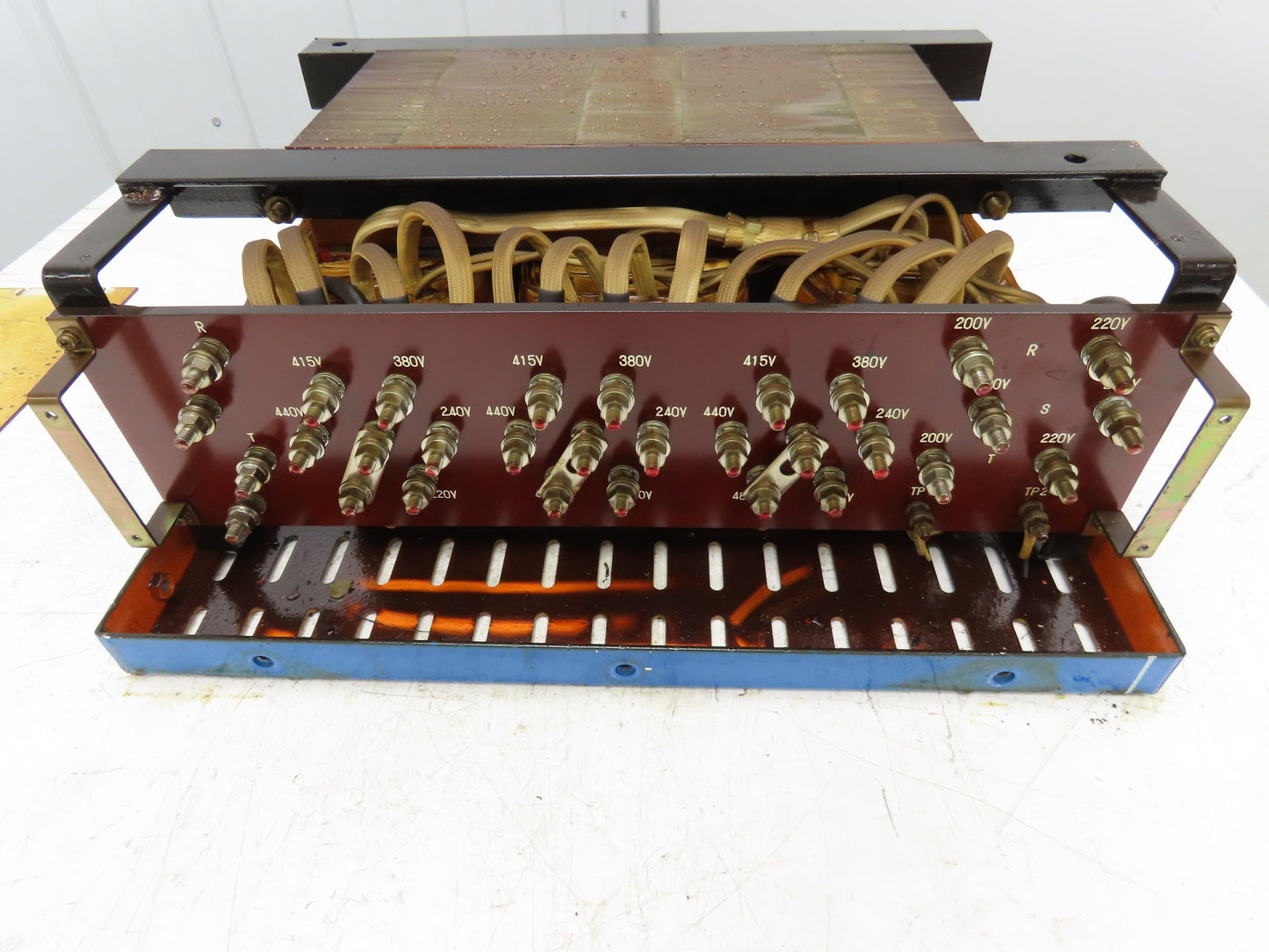 Gomi Electric Enclosed Transformer 45KVA 220V-480V 3PH Okuma Lathe