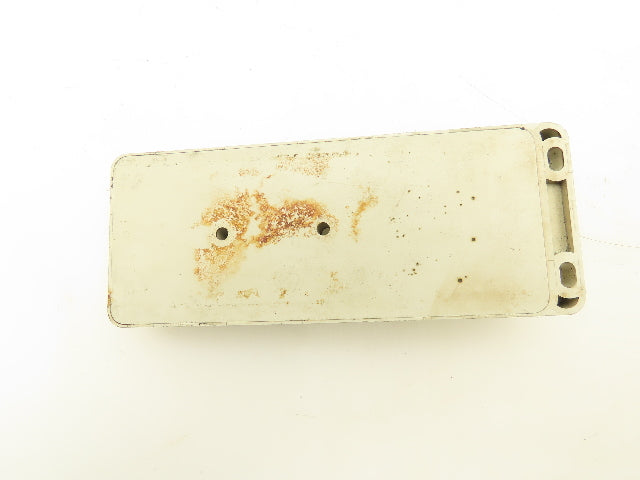 Allen Bradley 898D-P58DT-M19 Connection System DC Micro QD 8 Port M12 Series B