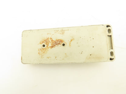 Allen Bradley 898D-P58DT-M19 Connection System DC Micro QD 8 Port M12 Series B