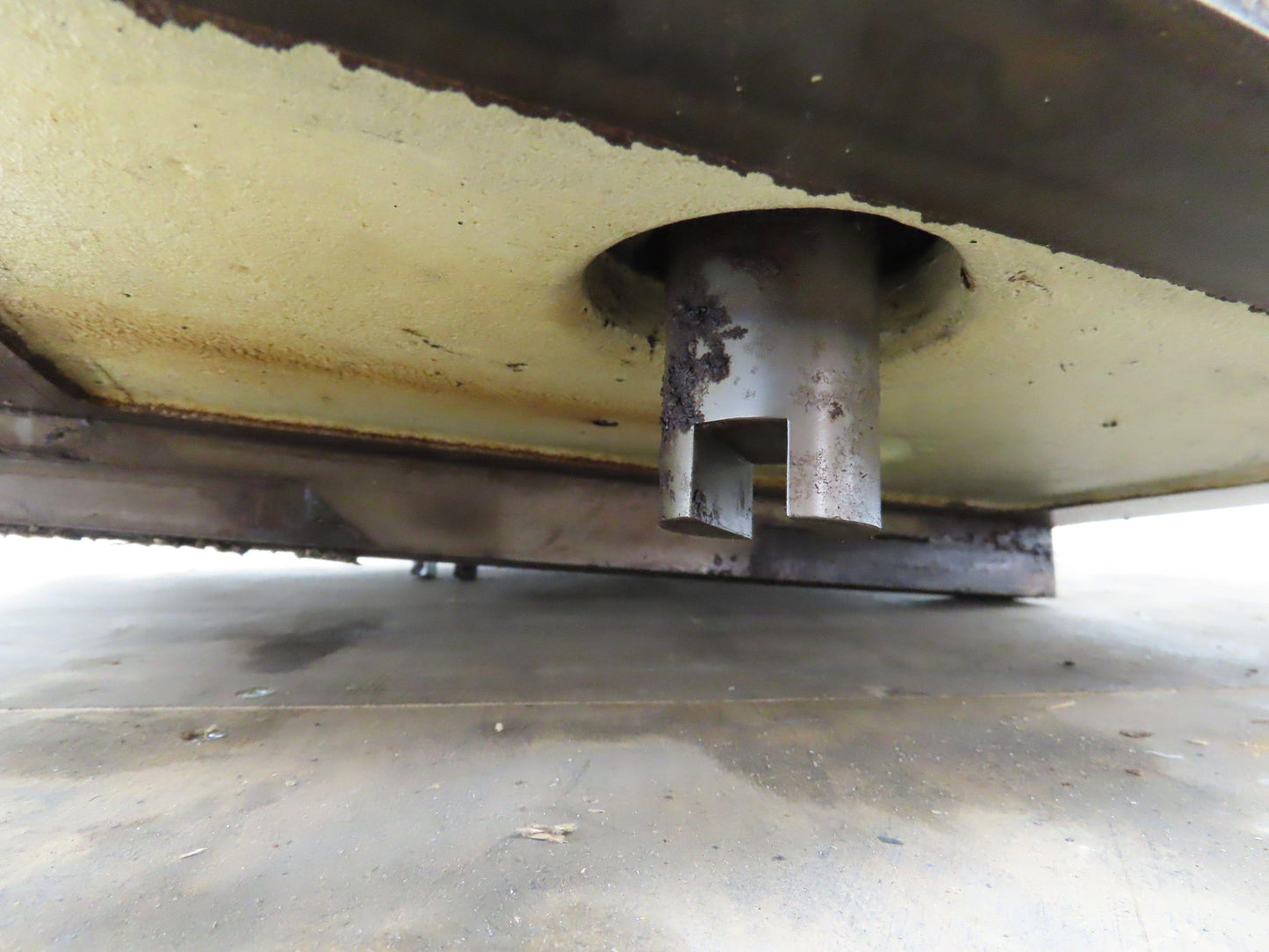 Okuma LU-25 Horizontal CNC Lathe Tailstock Assembly