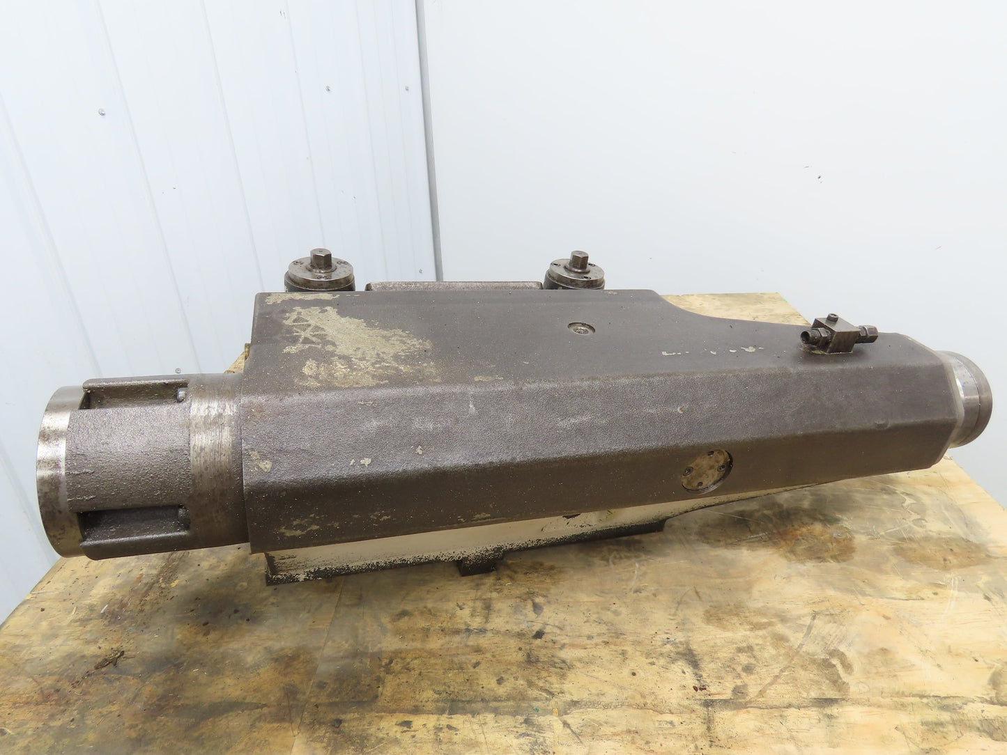 Okuma LU-25 Horizontal CNC Lathe Tailstock Assembly