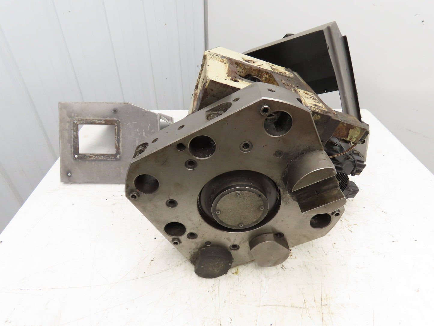 Okuma LU-15 CNC Lathe 8-Position Turret Tool Changer Servo BL-MC50J-20T