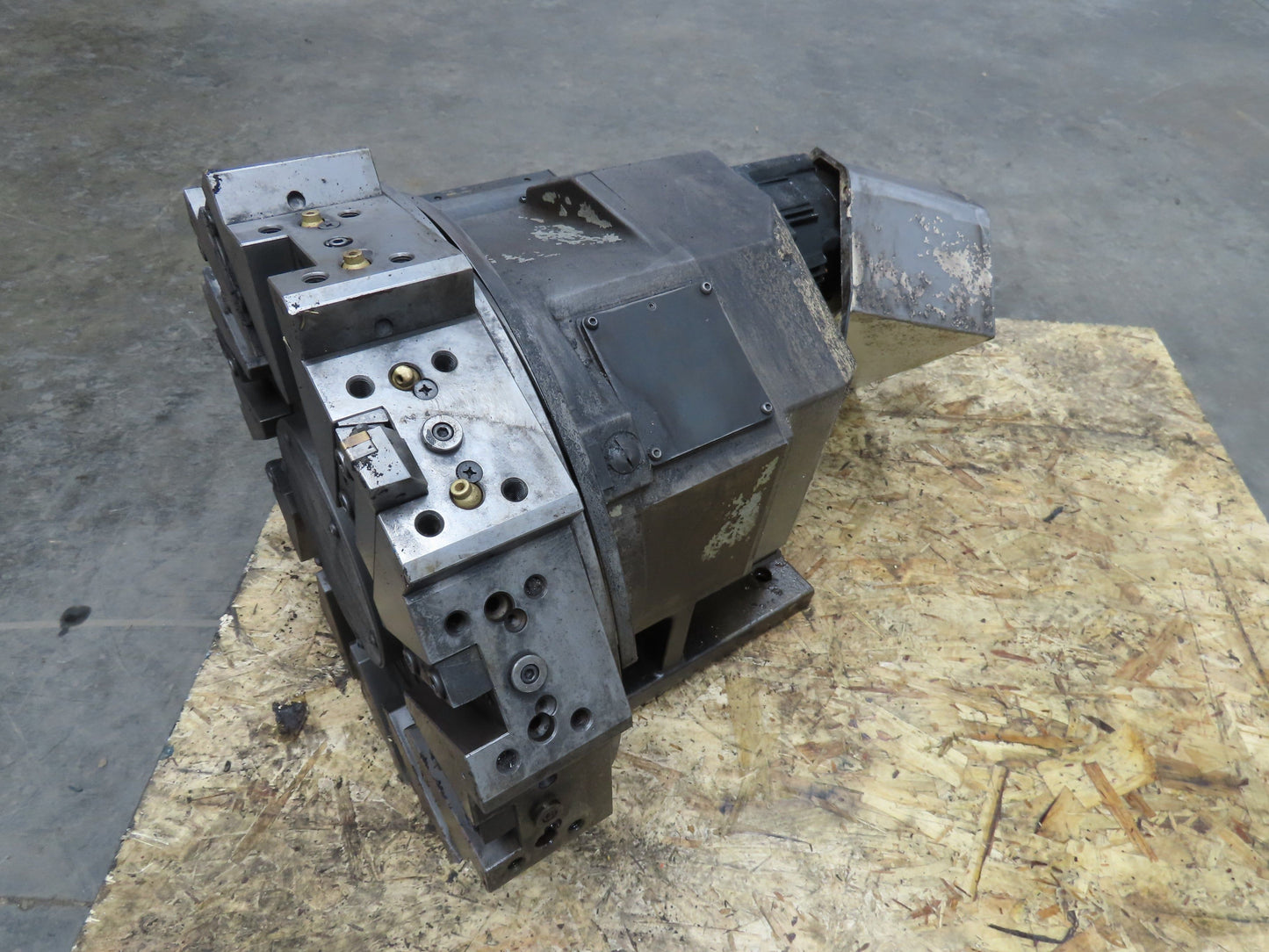 Okuma LU-25 Horizontal CNC Lathe 12-Position Turret Tool Changer Servo  BL MS140E-30TN-A