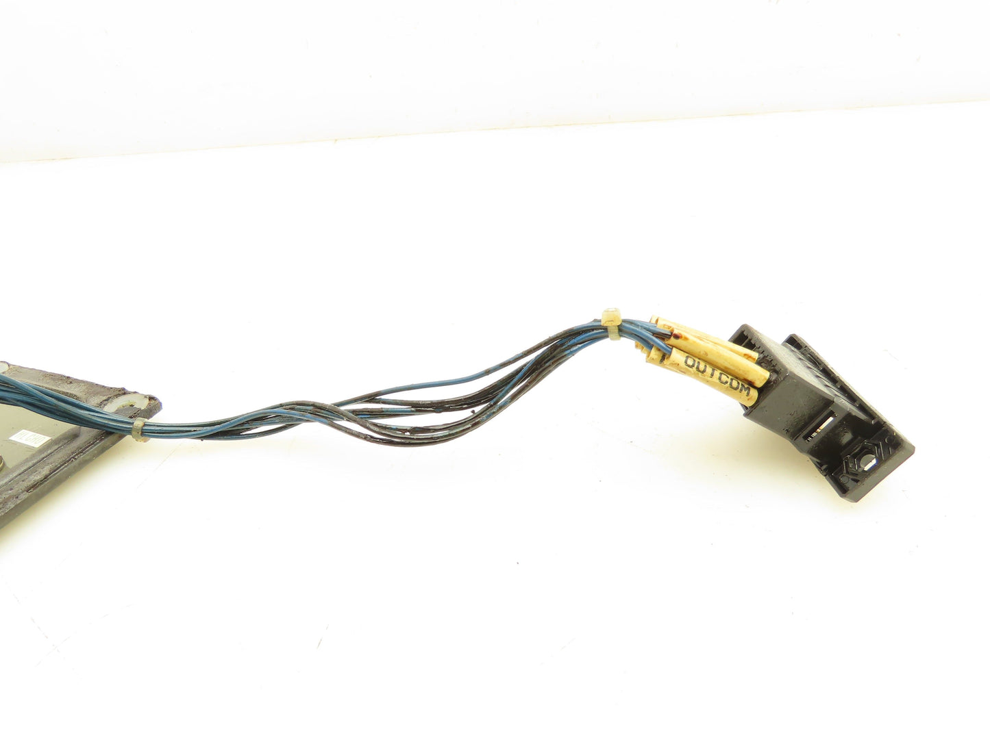 Okuma CNC Lathe OSP7000 Control Panel Chuck Indicator Lights E5413-183-569