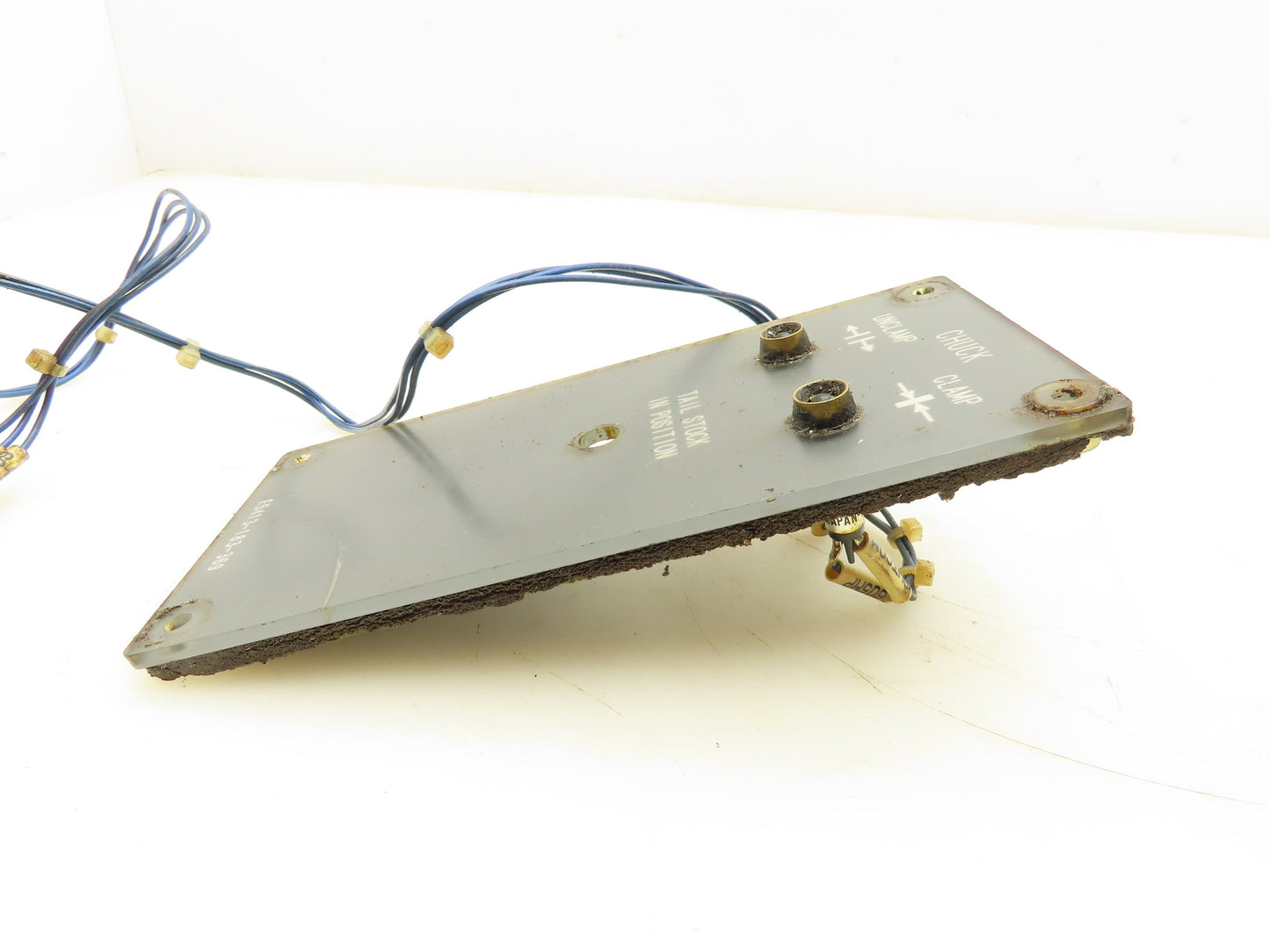 Okuma CNC Lathe OSP7000 Control Panel Spindle Chuck Indicator E5413-183-369