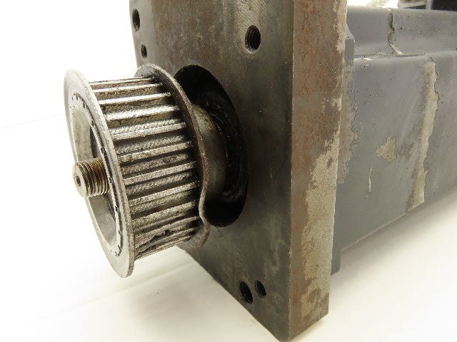 Okuma BL-MC95J-201B AC Servo Motor 2kW 2000 RPM 133V 3PH Encoder ER-JF-7200D