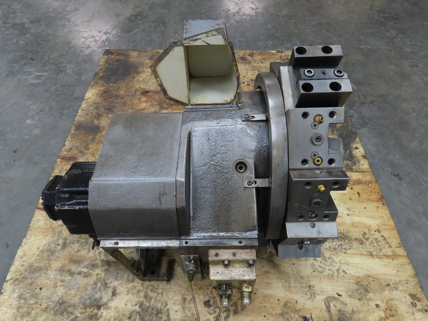 Okuma LU-15 CNC Lathe 12-Position Turret Tool Changer Servo Motor BL MC140J 30T