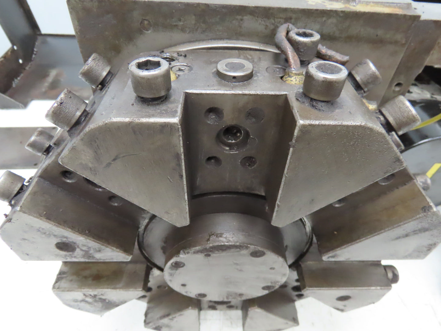 Okuma LU-15 CNC Lathe 8-Position Turret Tool Changer Servo Motor BL-MC50E-20T
