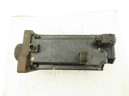 Okuma BL-MC140J-20TB AC Servo Motor 2.8kW 133V 2000 RPM 3PH Encoder ER-J-7200D