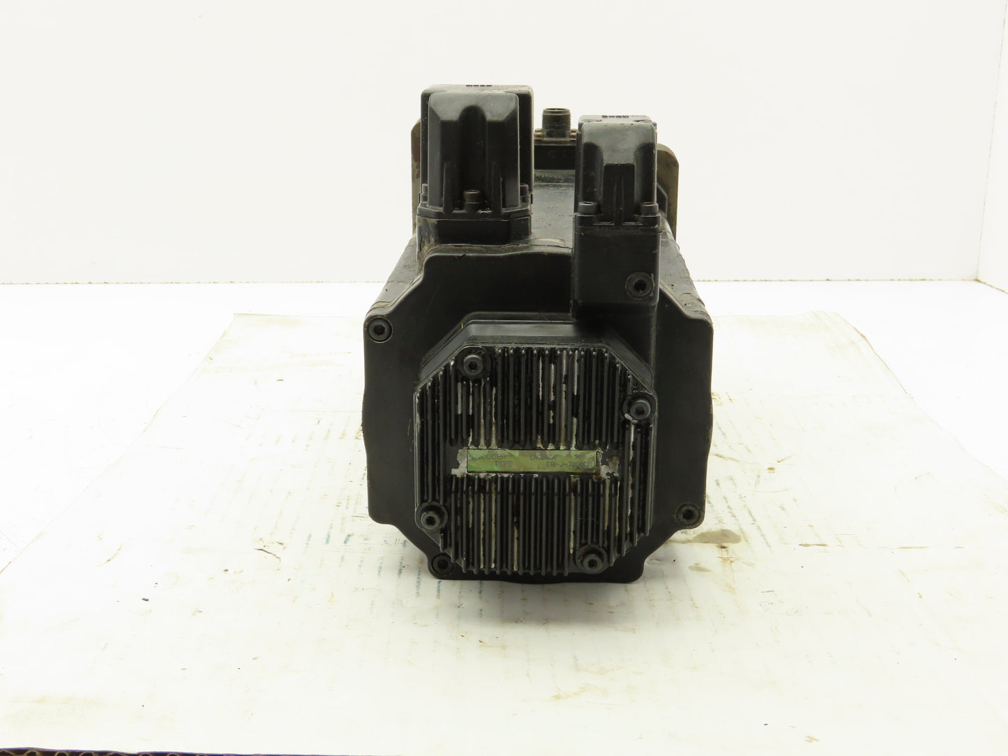 Okuma BL-MC140J-20TB AC Servo Motor 2.8kW 133V 2000 RPM 3PH Encoder ER-J-7200D