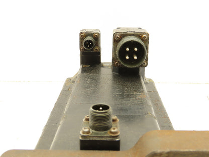 Okuma BL-MC140J-20TB AC Servo Motor 2.8kW 133V 2000 RPM 3PH Encoder ER-J-7200D