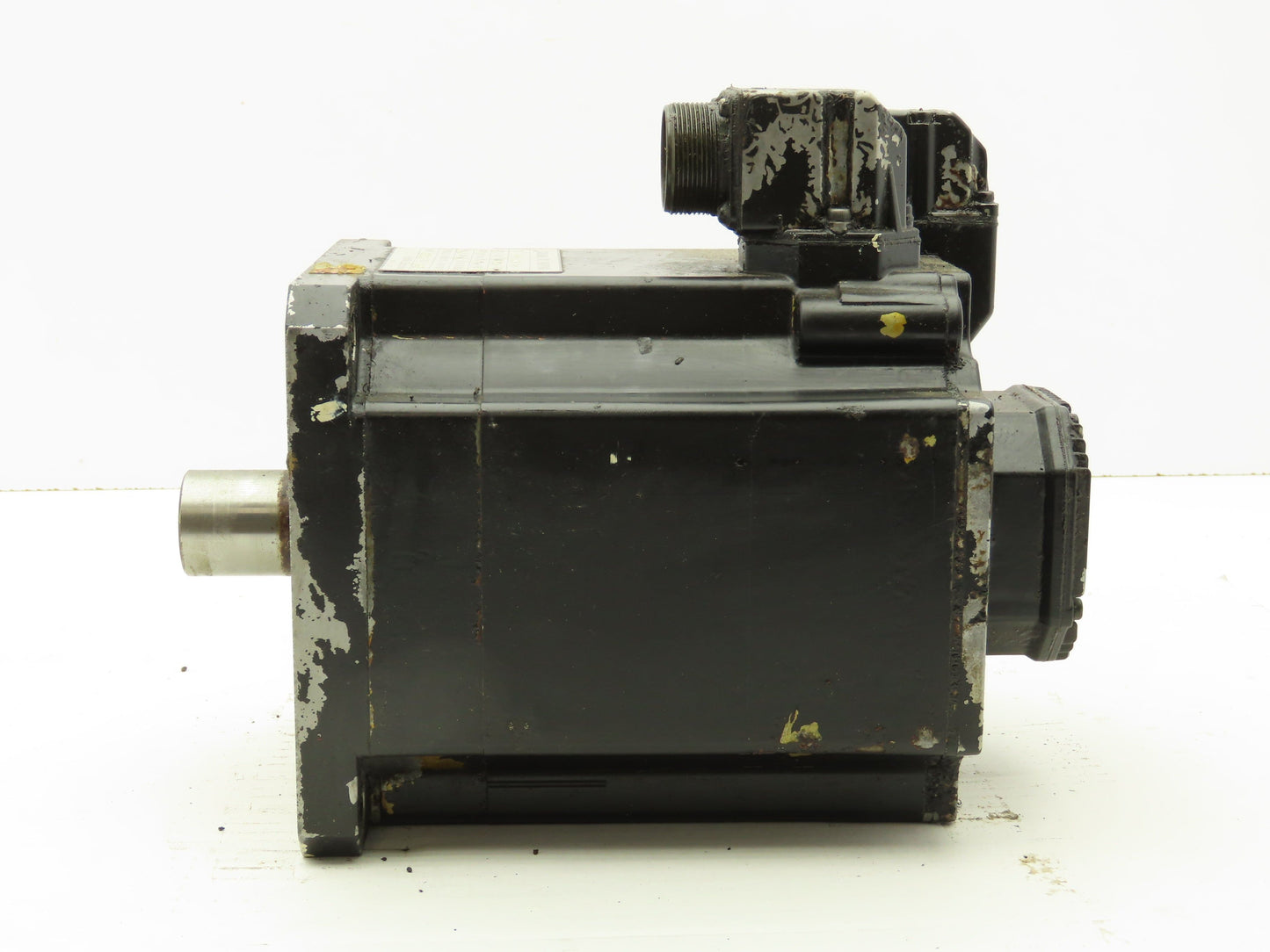 Okuma BL-MC200J-20SN-A AC Servo Motor 4kW 2000 Rpm 157V 3PH Encoder ER-J-7200D