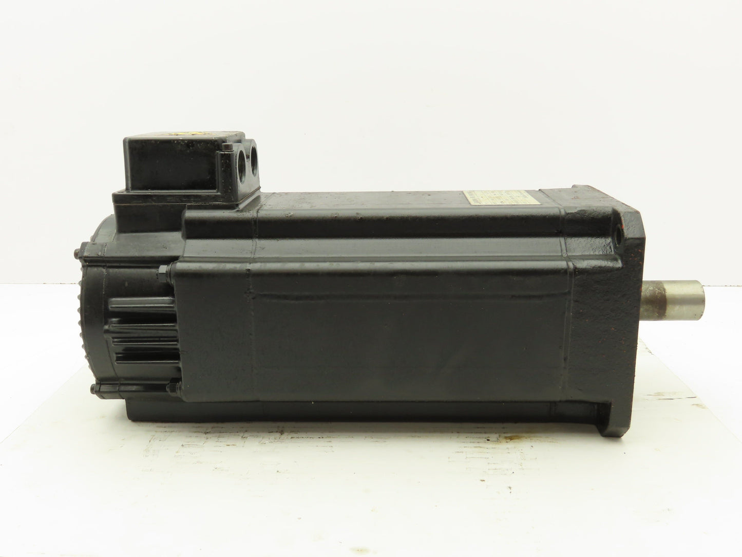 Okuma BL-MH301E-12S Servo Motor 3.6KW 6P 1200RPM 163V 3PH Encoder ER-FC-2048D