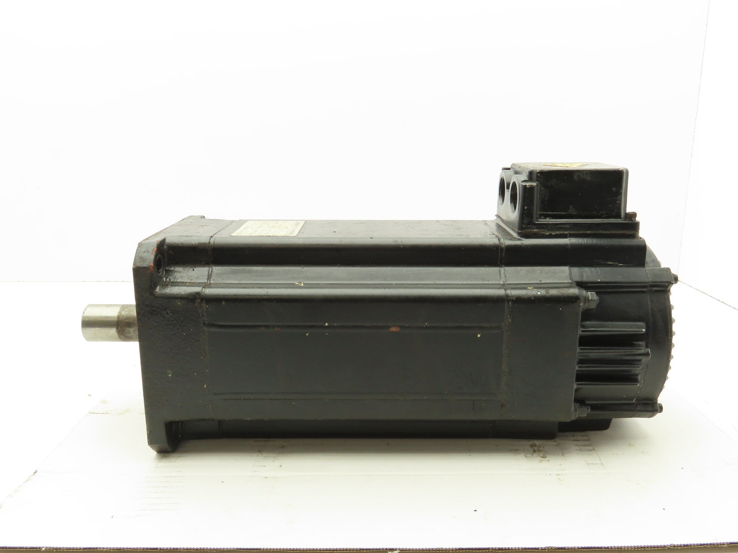Okuma BL-MH301E-12S Servo Motor 3.6KW 6P 1200RPM 163V 3PH Encoder ER-FC-2048D