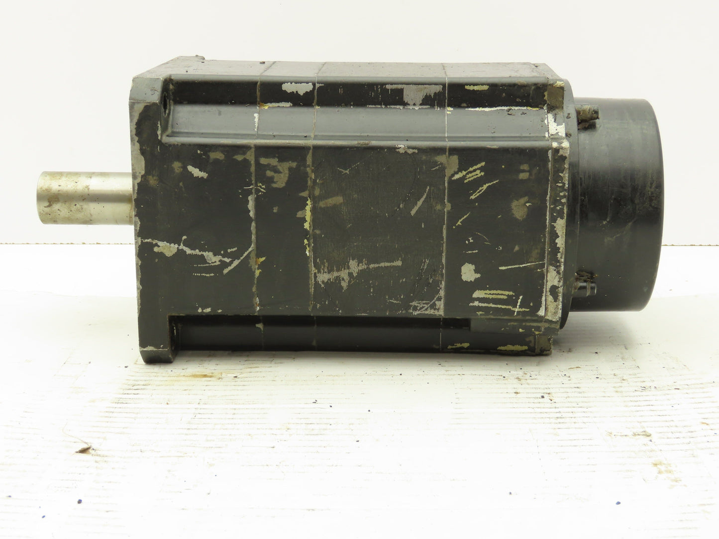 Okuma BL-MC200E-12SB Servo Motor 2.4KW 8P 1200RPM 141V 3PH Encoder ER-FC-2048D