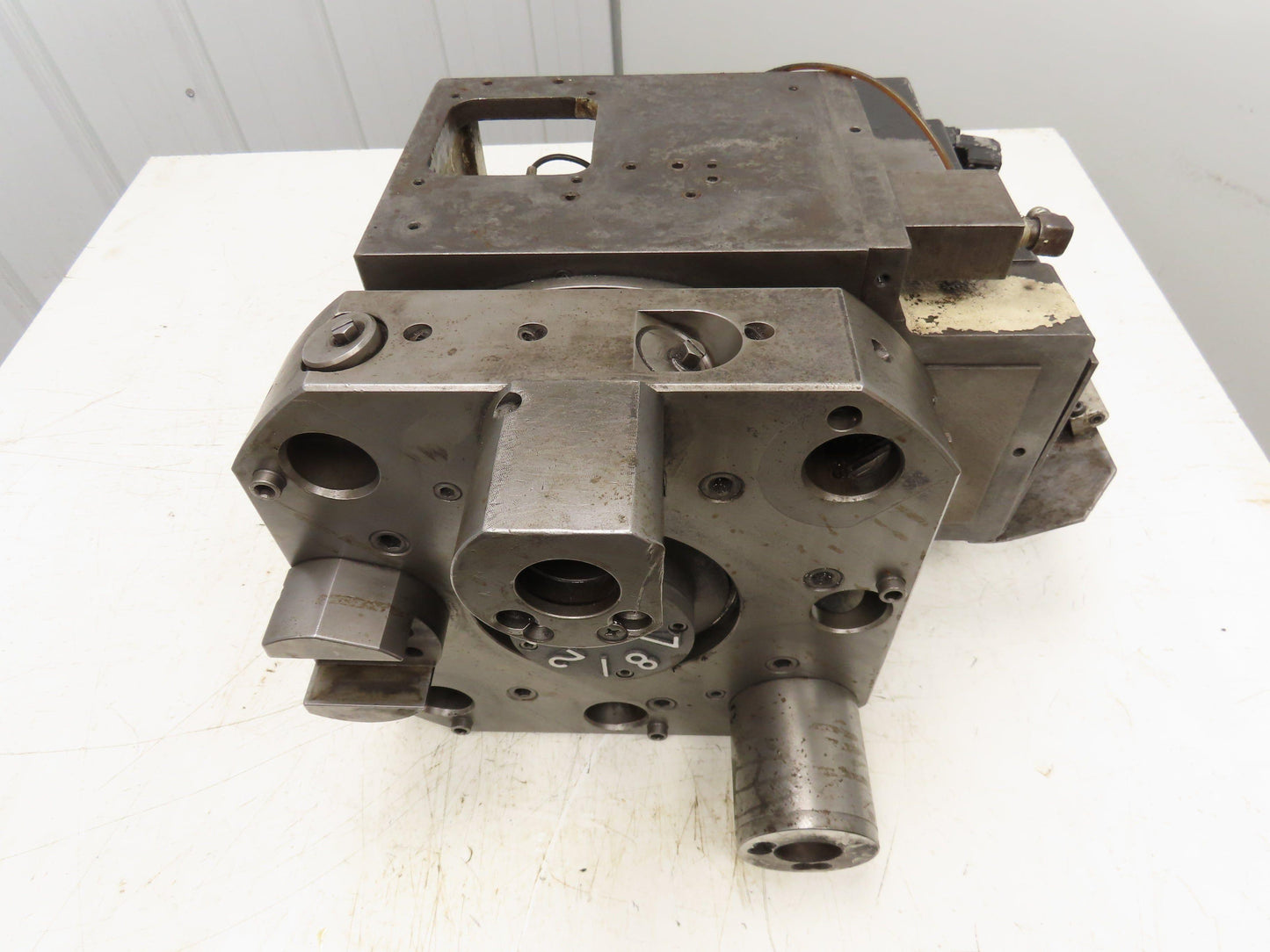 Okuma LU-300 CNC Lathe 8-Position Turret Tool Changer