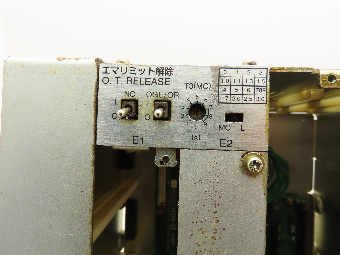 Okuma A911-3070 PLC Slot Rack Card Chassis with Motherboard ES-V4504