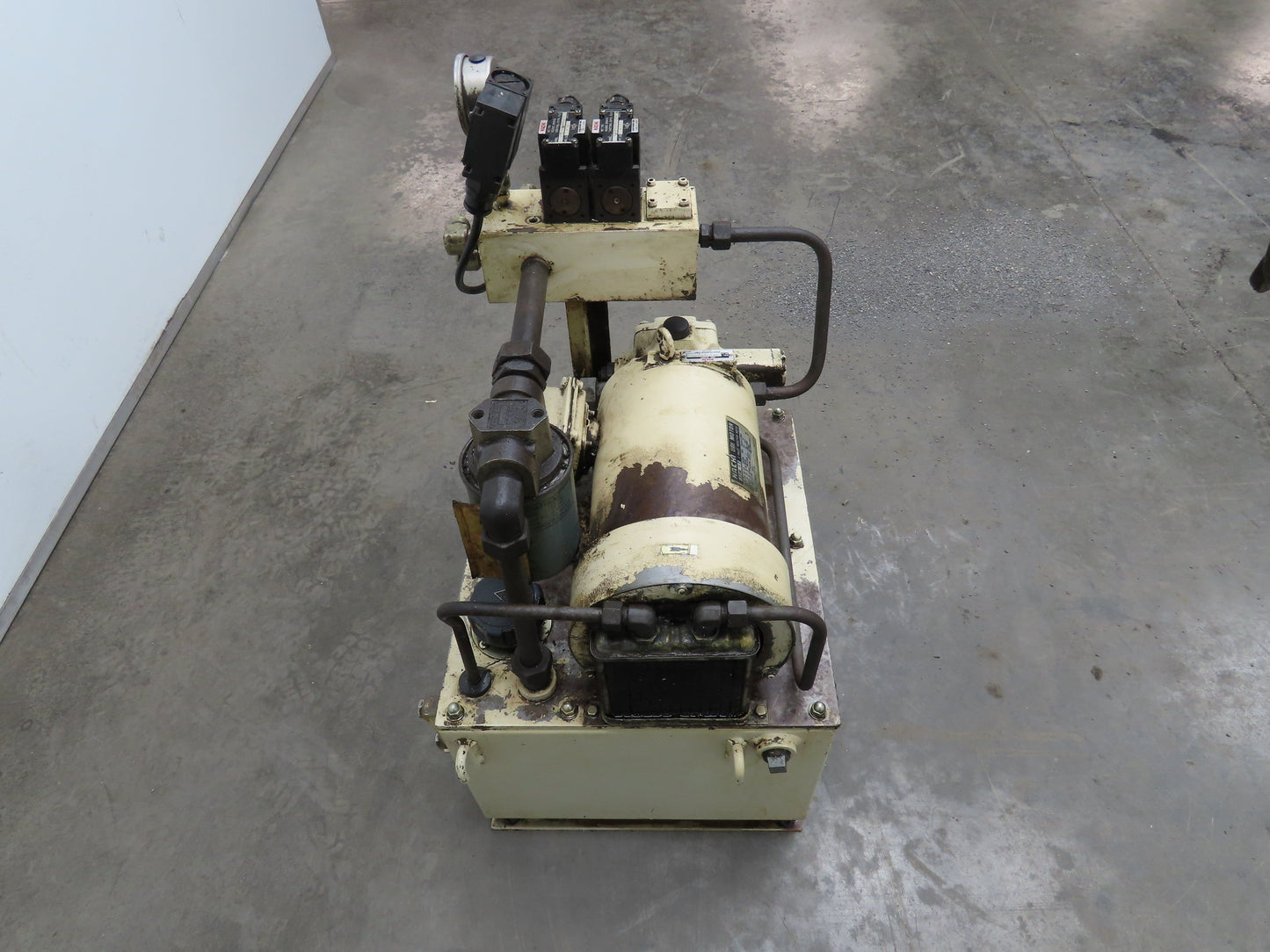 Okuma  CNC Lathe Hydraulic Power Unit 2.2kw 25L/Min 40L Tank