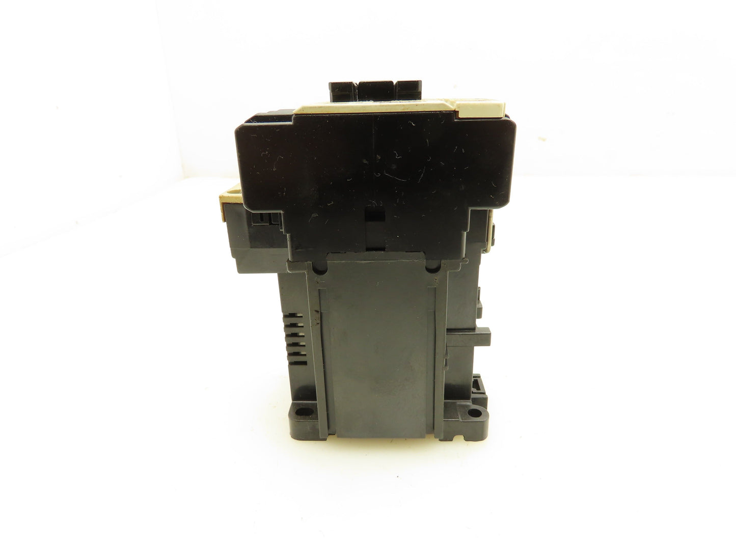 Fuji Electric SC-4-0/G Contactor 3PH 600V 20A Lot of 8