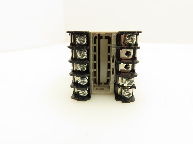 Omron E5CSV-R1KJ-W Digital Temperature Controller 100-240VAC 5VA 50/60HZ