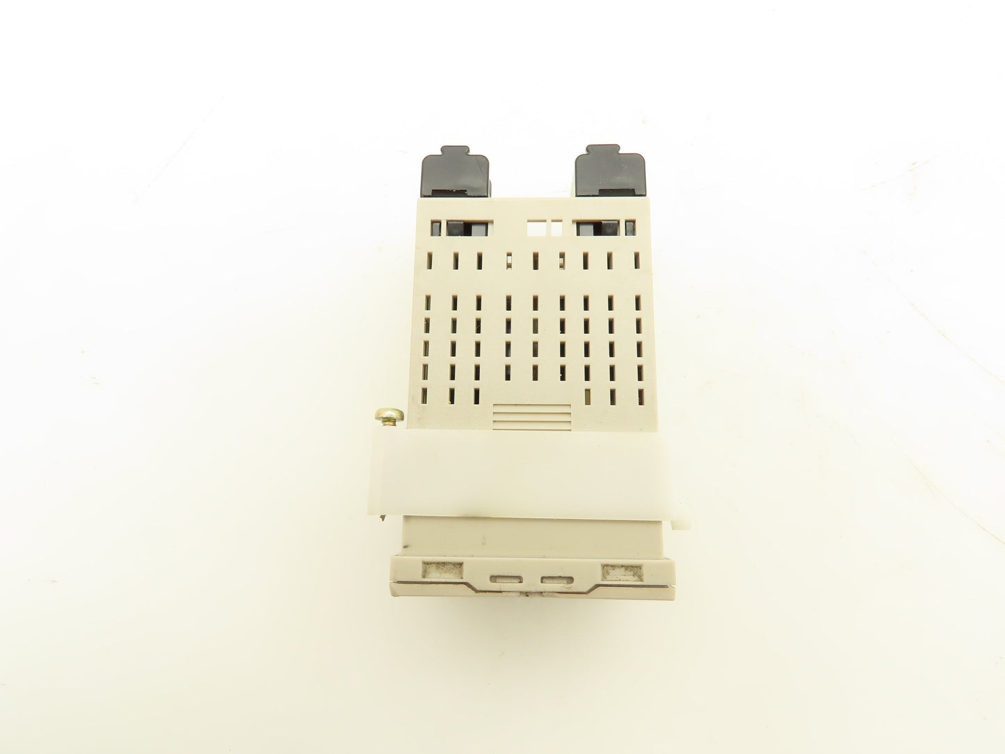 Omron E5CSV-R1KJ-W Digital Temperature Controller 100-240VAC 5VA 50/60HZ