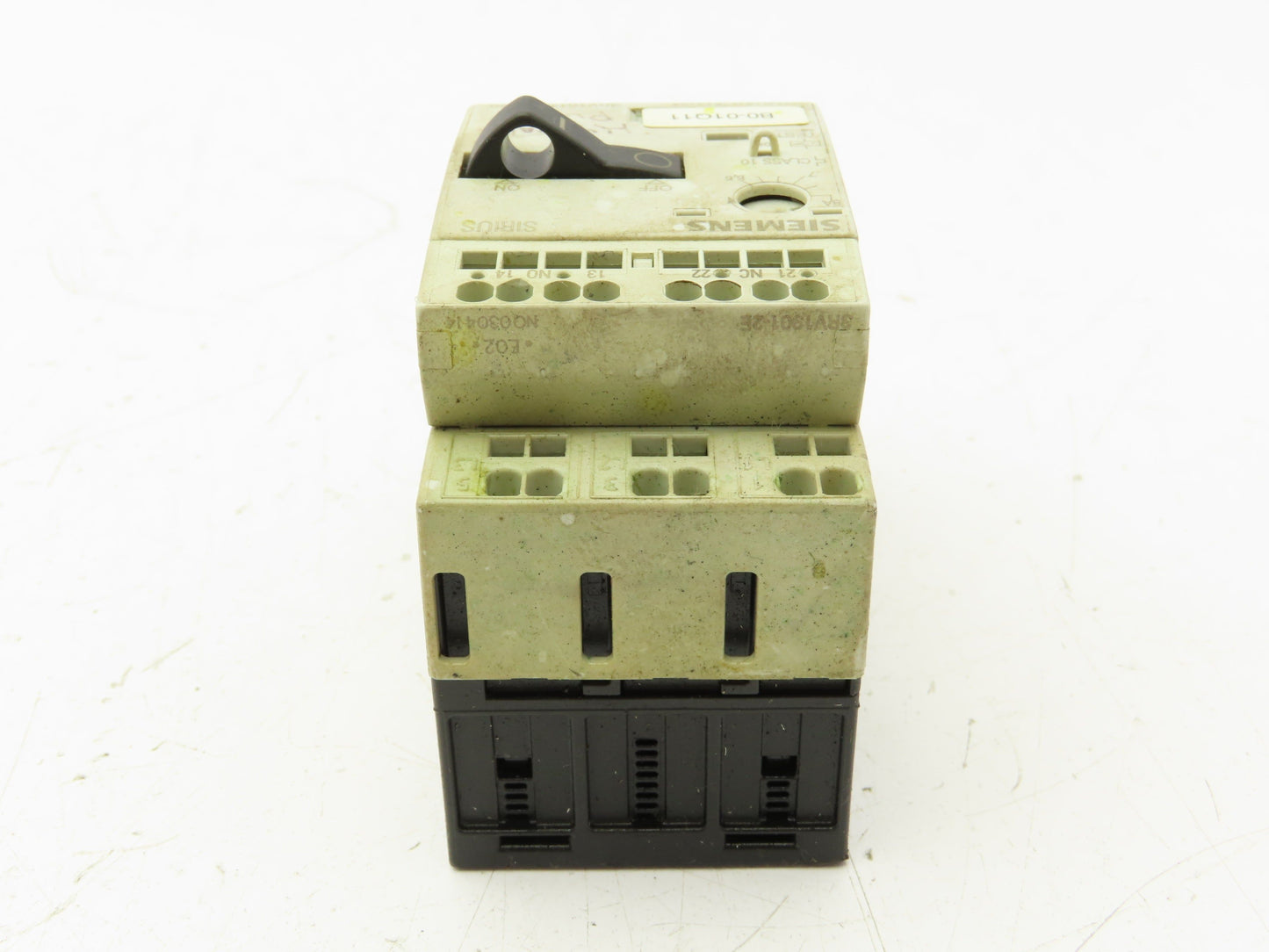 Siemens 3RV1011-1HA20 Motor Protection Circuit Breaker 690VAC 8A 2Ka 3PH