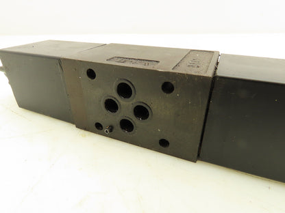 Parker D1VW4CNJWF70X4593 Hydraulic Solenoid Valve 3-Pos 24VDC 3000 PSI