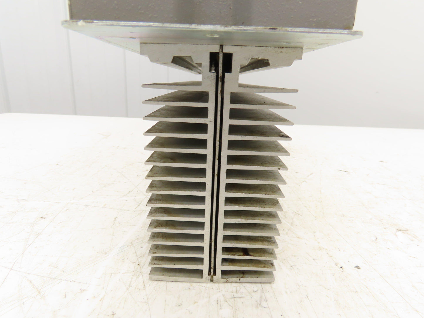 Okuma MIV0404-1-B1 AC Servo Amplifier Drive Unit