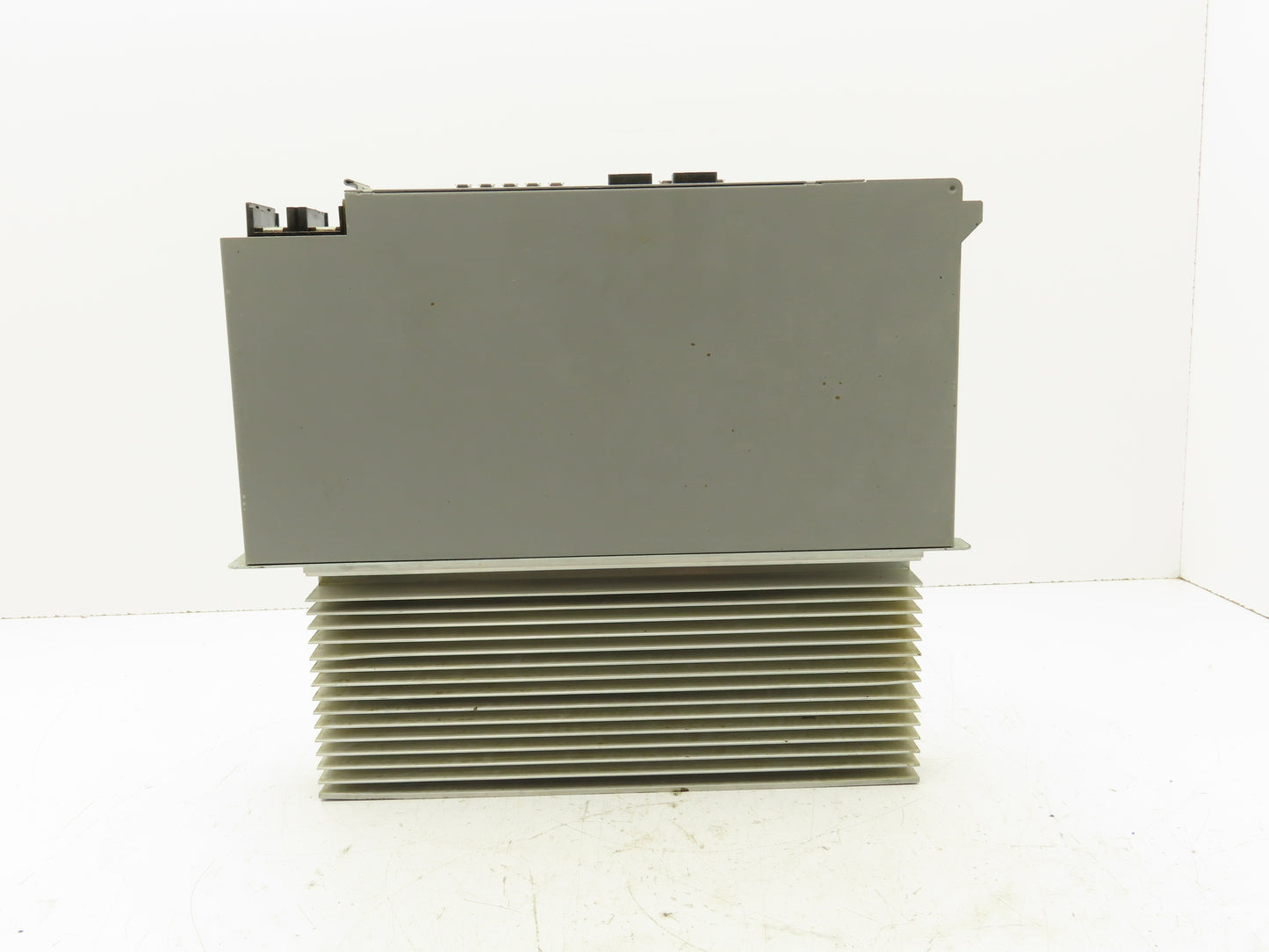 Okuma MIV0102-1-B1 AC Servo Amplifier Drive Unit