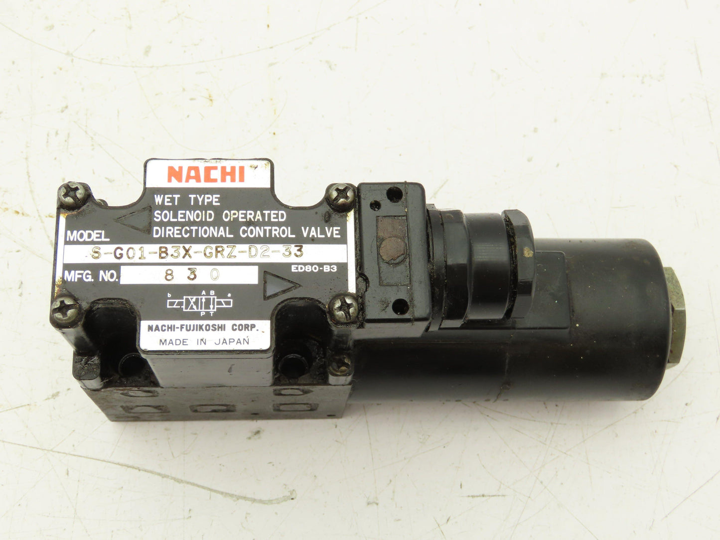 Nachi S-G01-B3X-GRZ-D2-33 Hydraulic Directional Control Solenoid Valve 24VDC D03