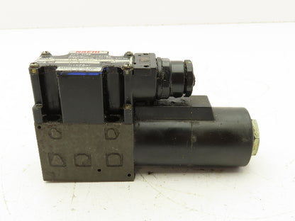 Nachi S-G01-B3X-GRZ-D2-33 Hydraulic Directional Control Solenoid Valve 24VDC D03