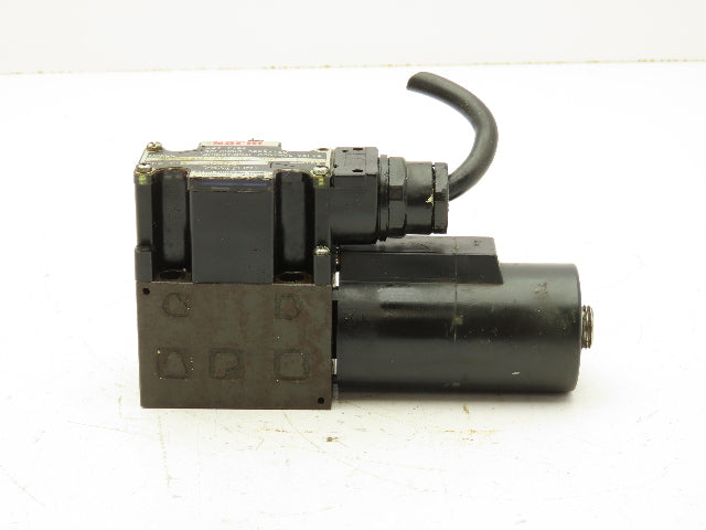 Nachi S-G01-C5-GRZ-D2-32 Hydraulic Directional Control Solenoid Valve 24VDC D03