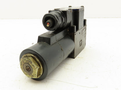 Nachi S-G01-C6-GRZ-D2-33 Hydraulic Directional Control Solenoid Valve 24VDC D03
