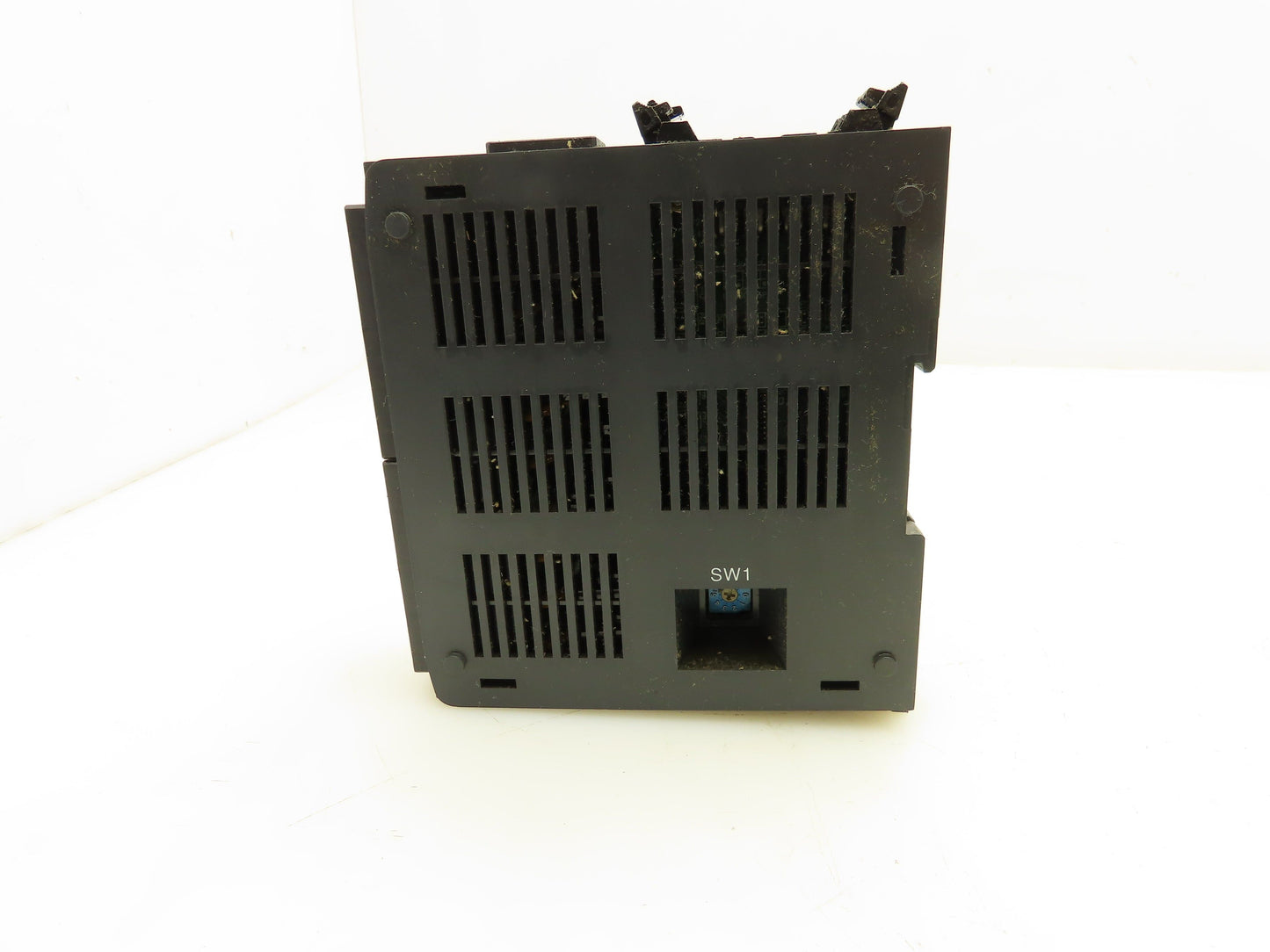 Okuma DN-OC-16PC A911-3053 PLC Output Module Lot of 2