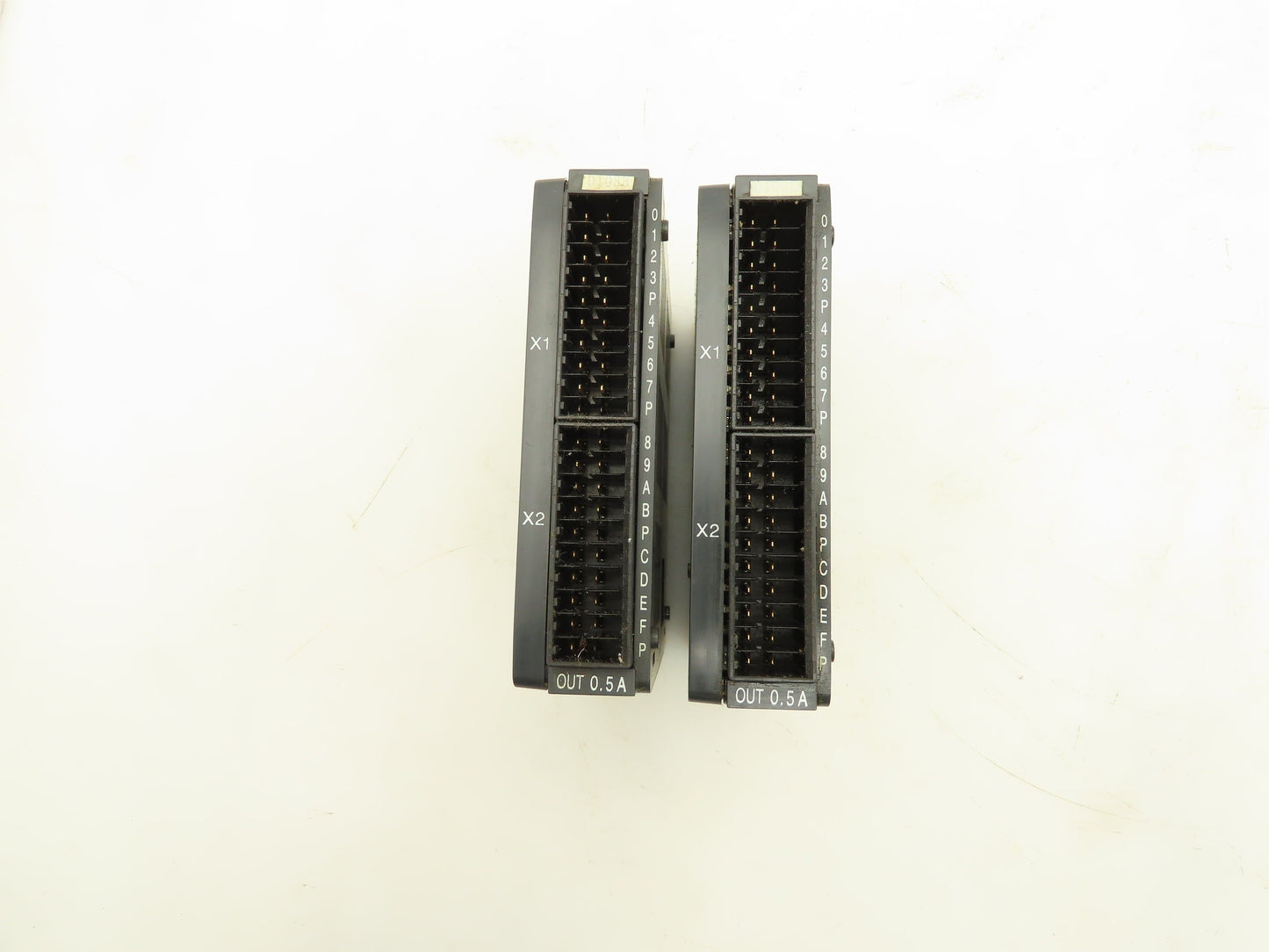 Okuma DN-OC-16PC A911-3053 PLC Output Module Lot of 2