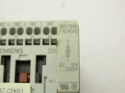Siemens 3RH1122-2BB40 Auxiliary Contactor 600VAC 10A Lot Of 3