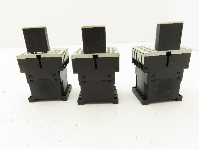 Siemens 3RH1122-2BB40 Auxiliary Contactor 600VAC 10A Lot Of 3