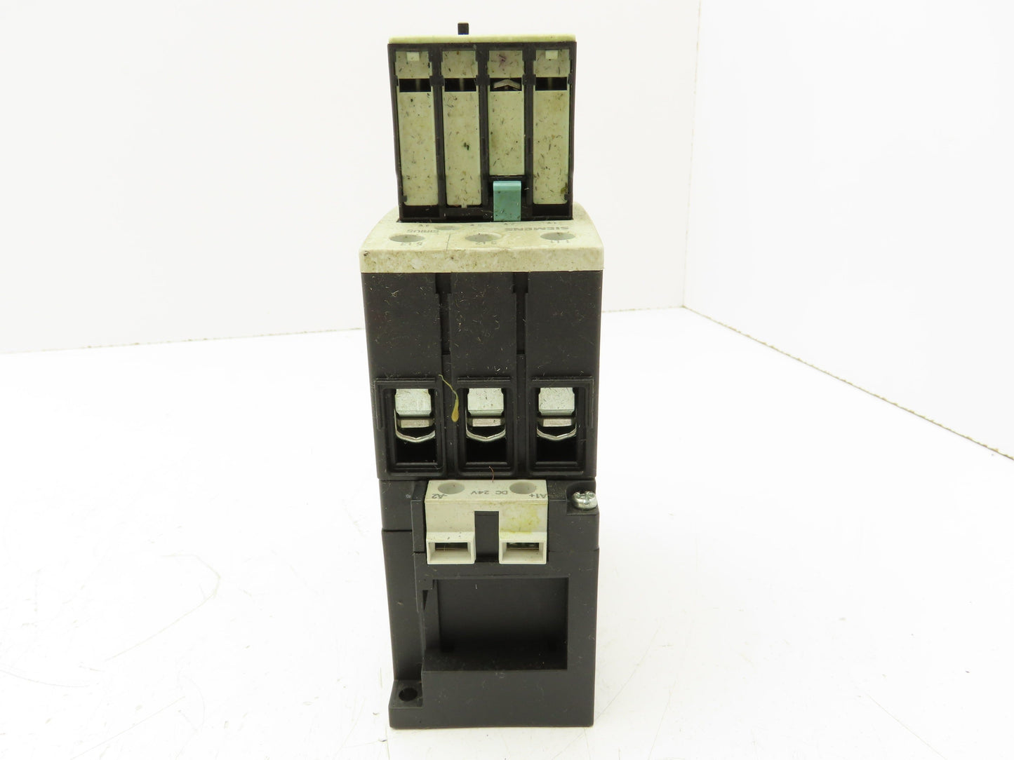 Siemens 3RT1034-1BB44 Contactor 24VDC AC-3 32 A 15kW 400V 2NO 2NC 3 Pole