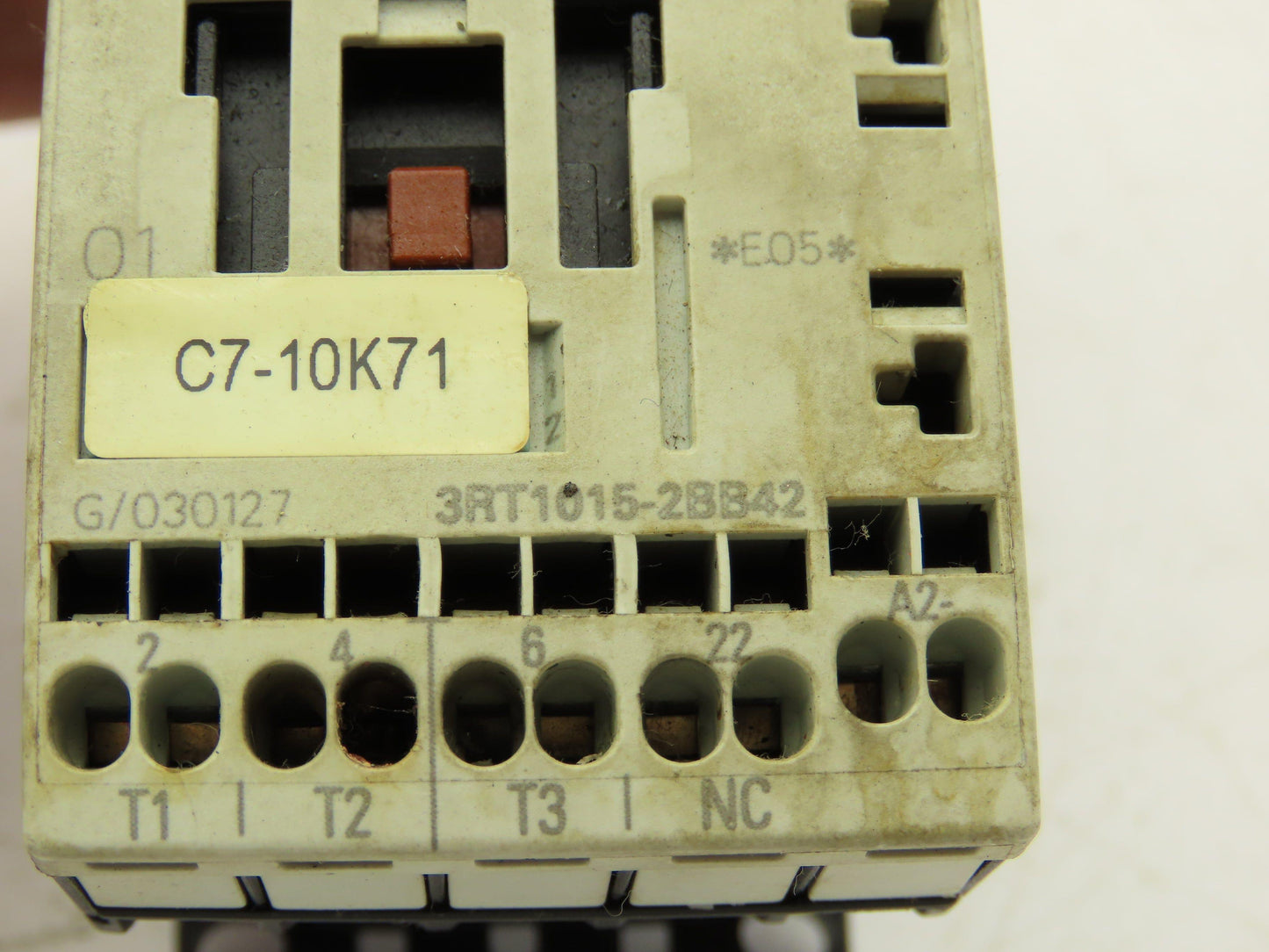 Siemens 3RV1011-1AA20 Circuit Breaker With Contactor 690V 1.1-1.6A 3 Pole