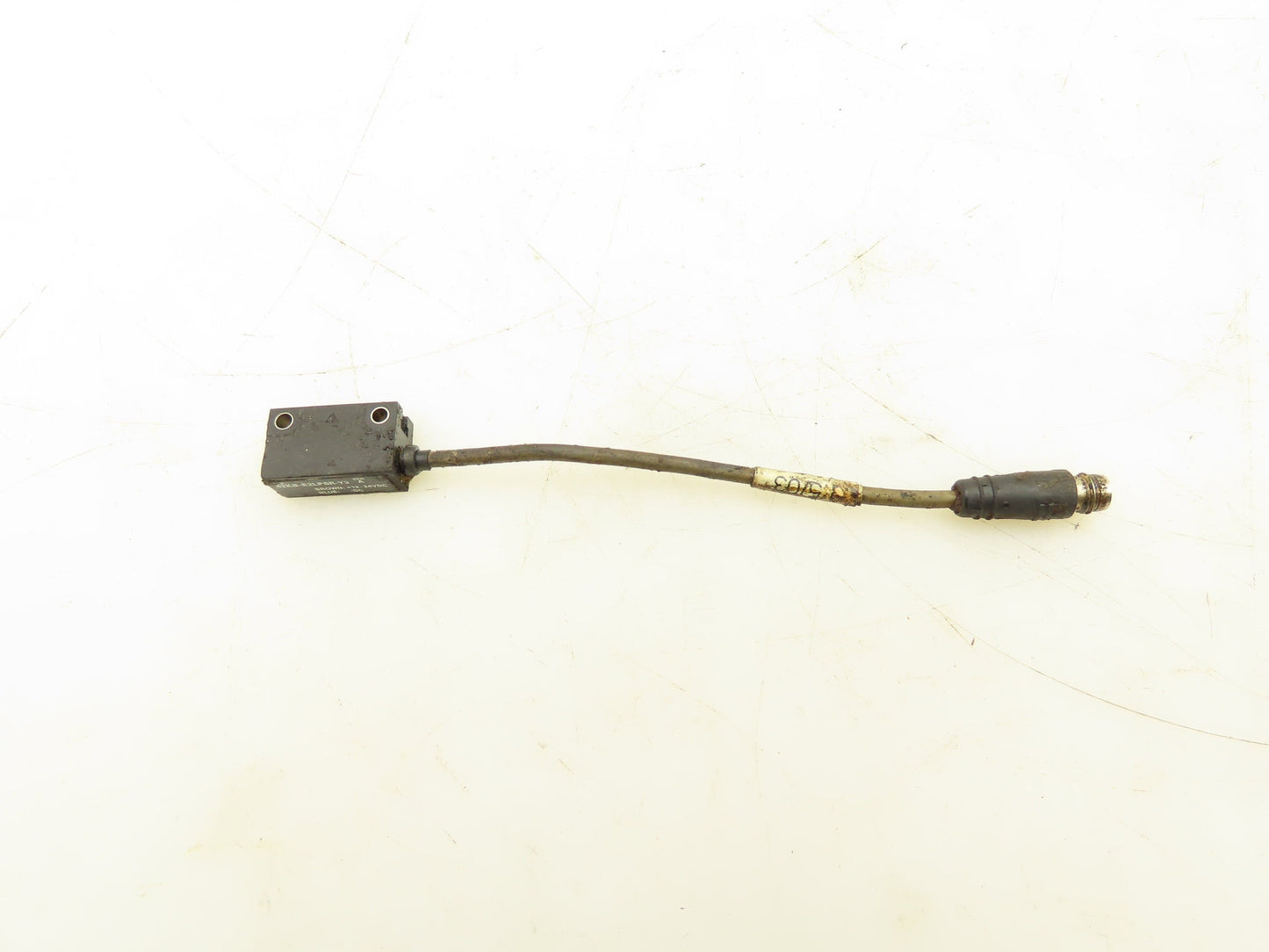 Allen Bradley 42KB-E2LPSR-Y3 Micro Rectangular Photoelectric Sensor