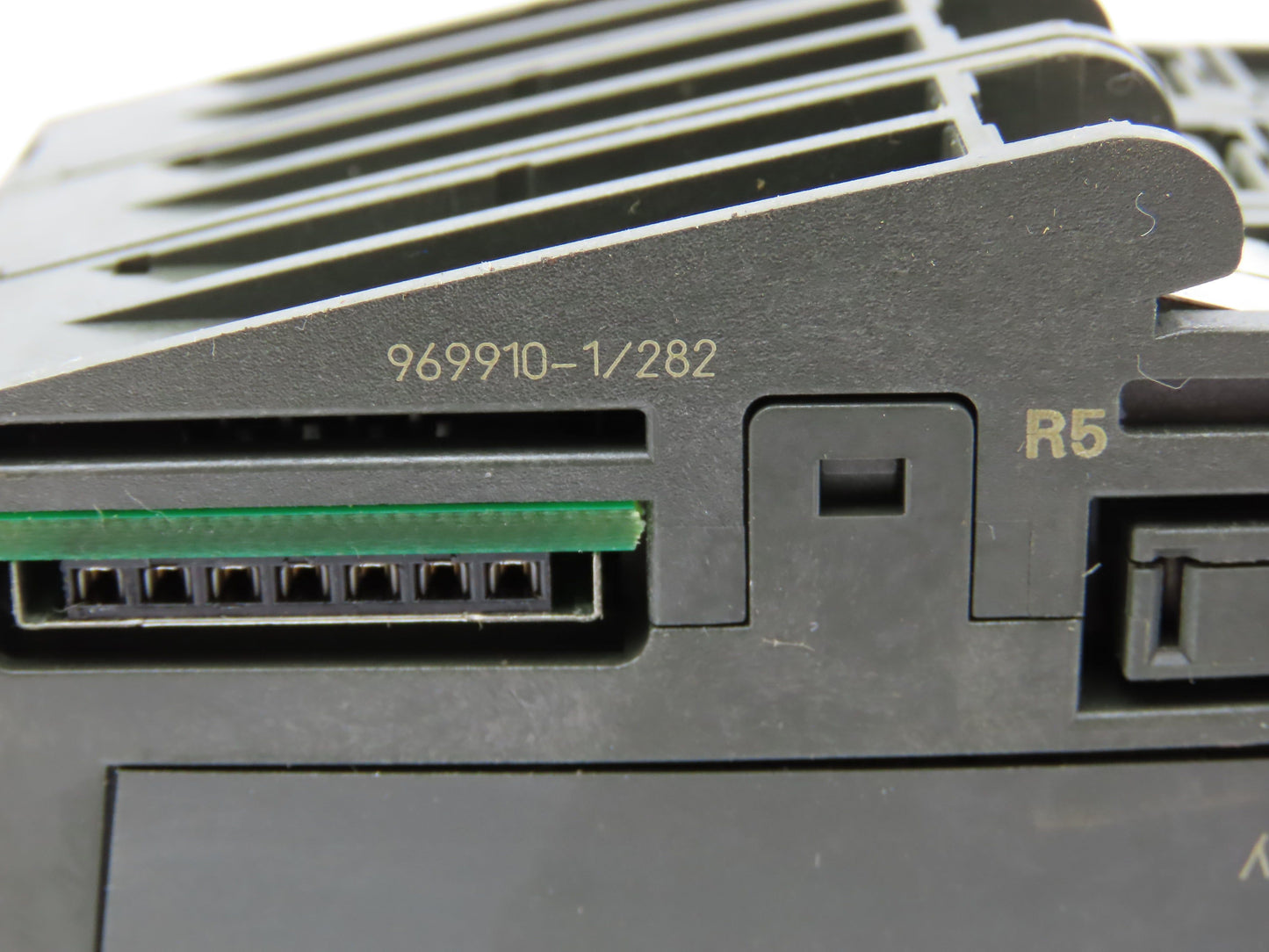 Siemens 6ES7132-4BB30-0AA0 Digital Output Module With Terminal 24VDC 2A Lot Of 6