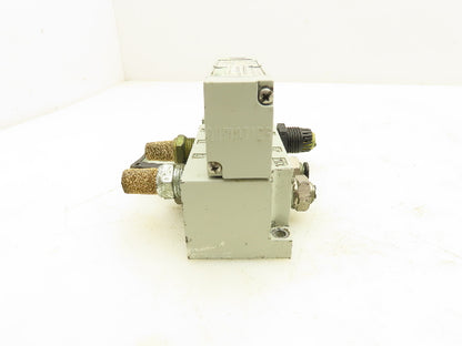 Numatics 122BA4Z2MN00061 Pneumatic Solenoid Valve w/Manifold Base 24VDC Lot of 3