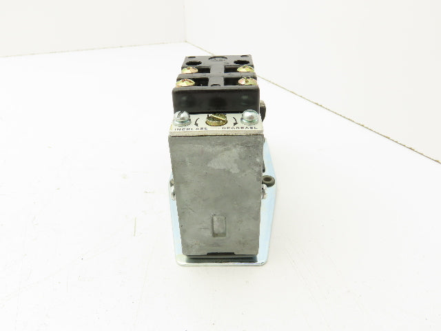 Allen Bradley 849A-Z0D24 Pneumatic Timing Relay 120-600VAC 60A Nema A600 Ser.B