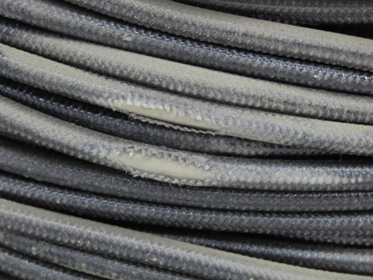 Radix M10T105 SEWF-2 10/1C High Temperature Wire 10Awg 150°C 600V Black 1350'