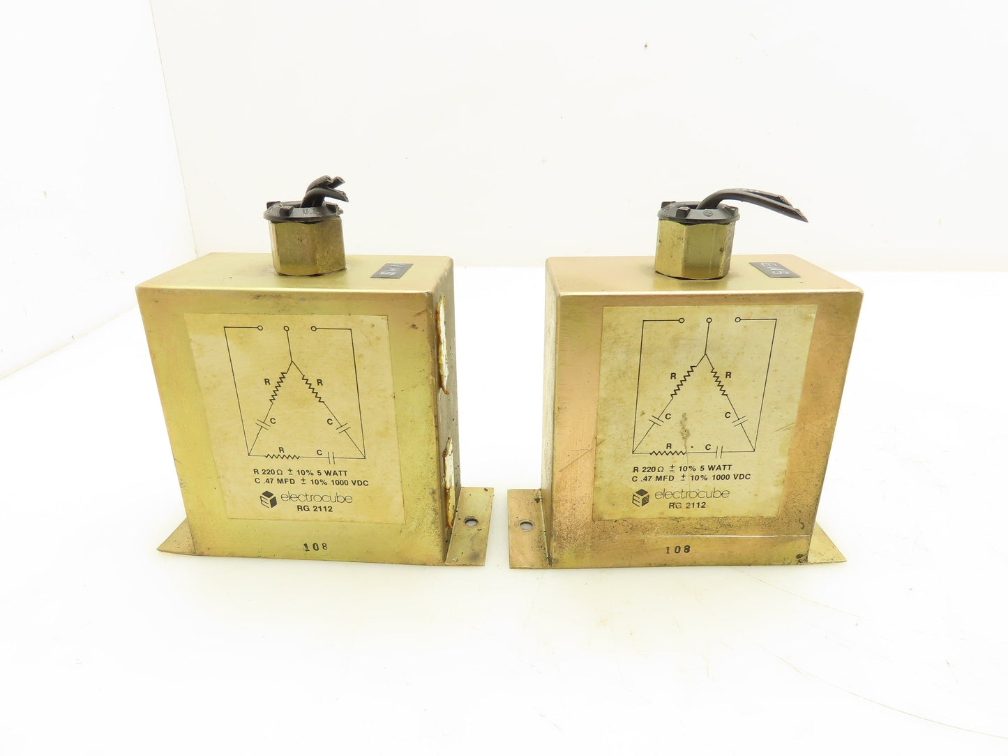 Electrocube RG 2112 Surge Suppressor 220 Ohm 5W 0.47 MFD 1000 VDC  Lot of 2