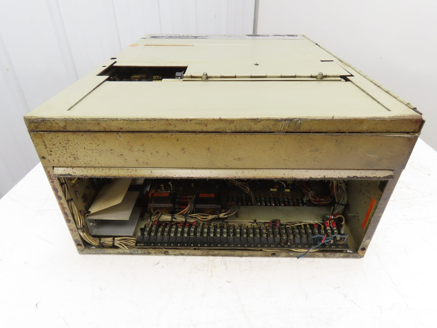 GE 6V15E3424 Valutrol DC Adjustable Speed Drive 10Hp 37A 240VDC - 460V 3PH Input