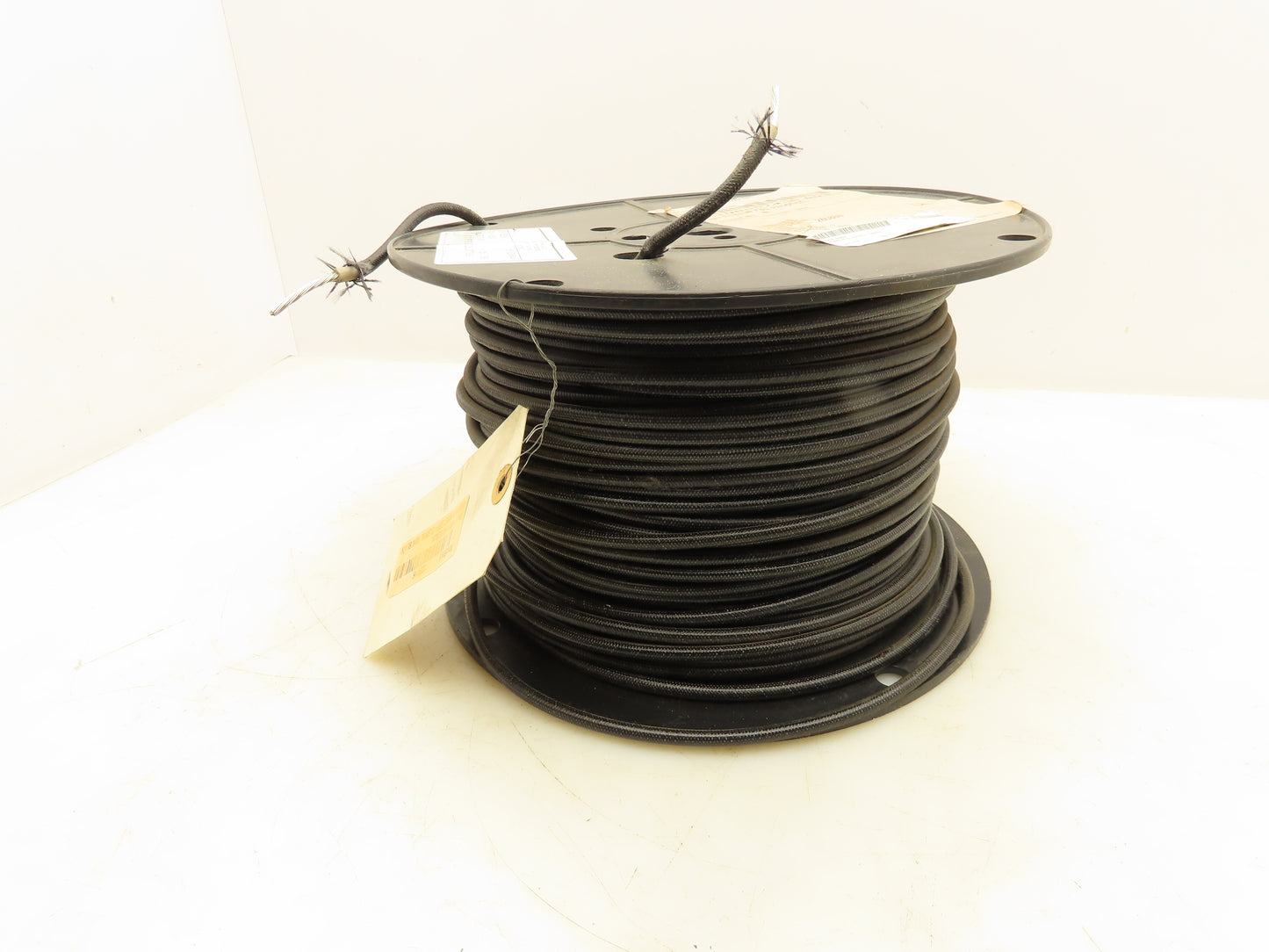 SF210-19-010 10/1C High Temperature Wire 10 Awg 200°C 600V Black 495'