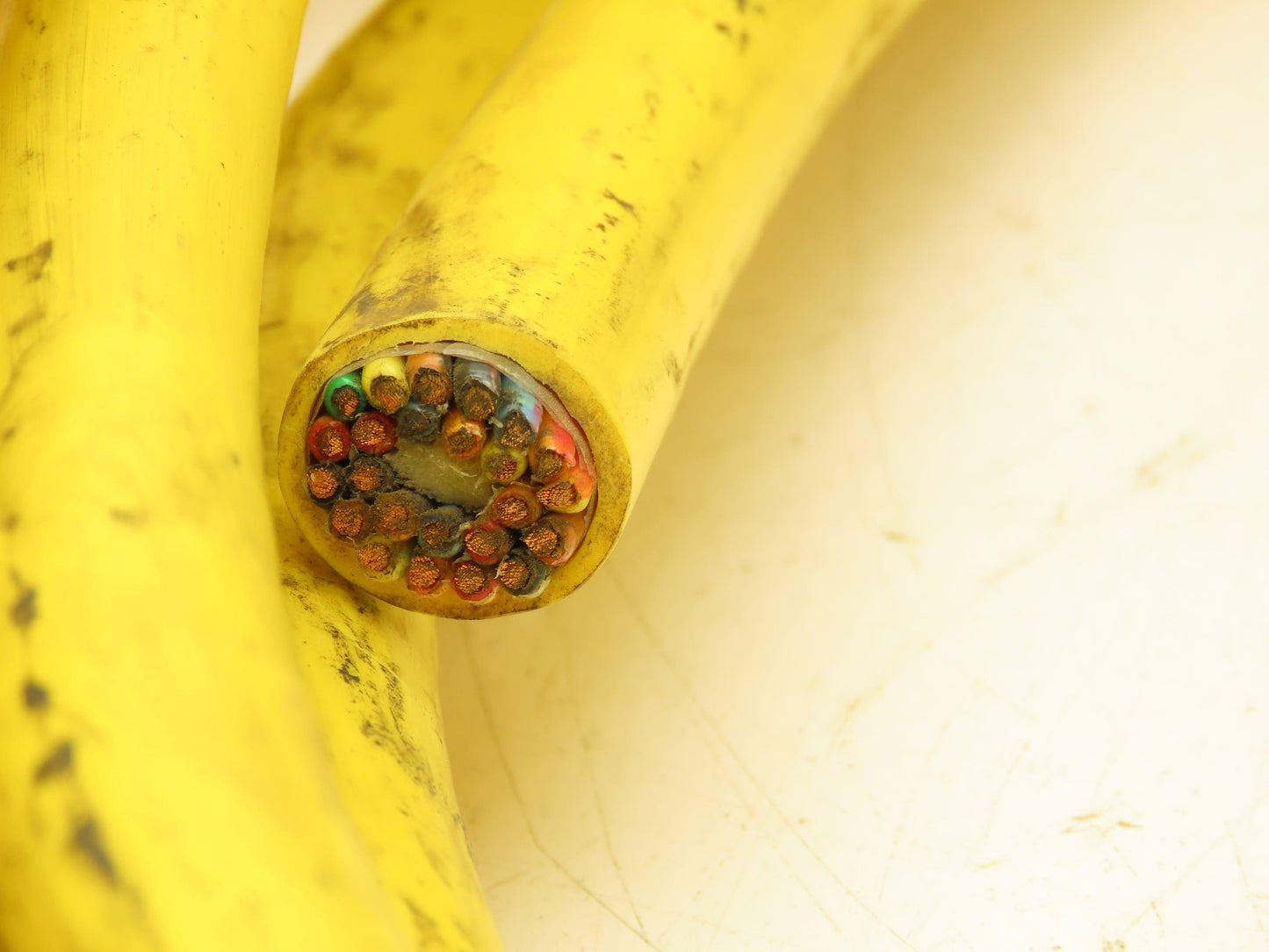 IEWC RPC1624PP-4 24/C 16 AWG Wire MTW Flexing Yellow Pendent Cable 600V 90C 41'