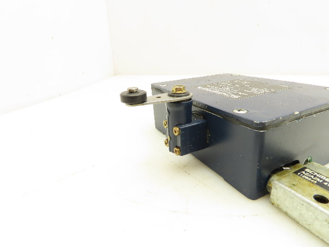 Schmersal AZM 415-22XPK14H-9725 Solenoid Safety Interlock Switch 24V AC/DC